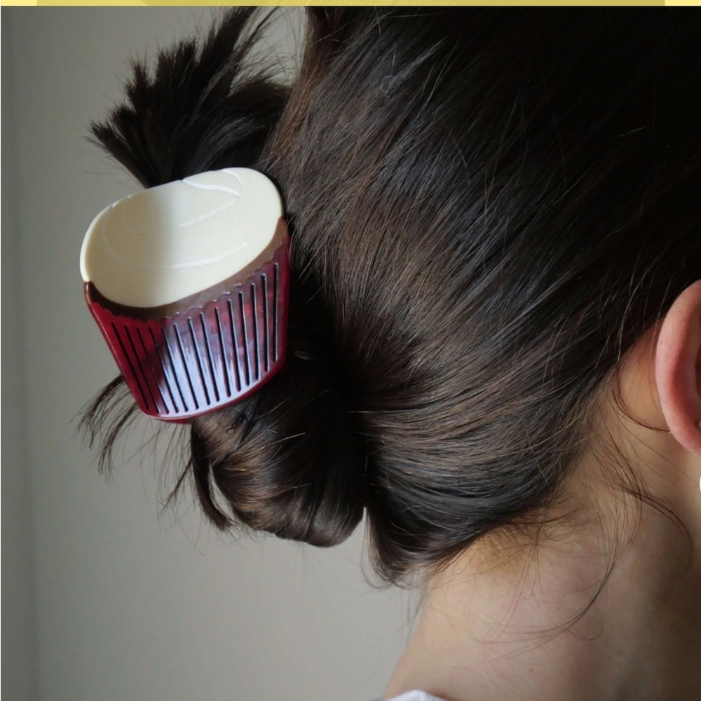 Red velvet cupcake hair clip Jenny lemons